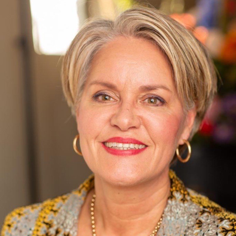 Yvonne Stoevelaar